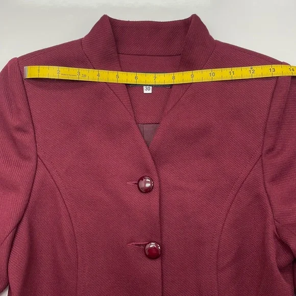 Elegant Coat with Side Pockets - Picture 11 of 15